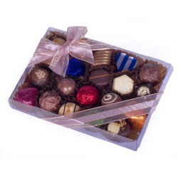 20 CHOCOLATES IN A BOX